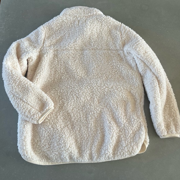 Time & Tru Fuzzy Pop Over - Picture 2 of 5